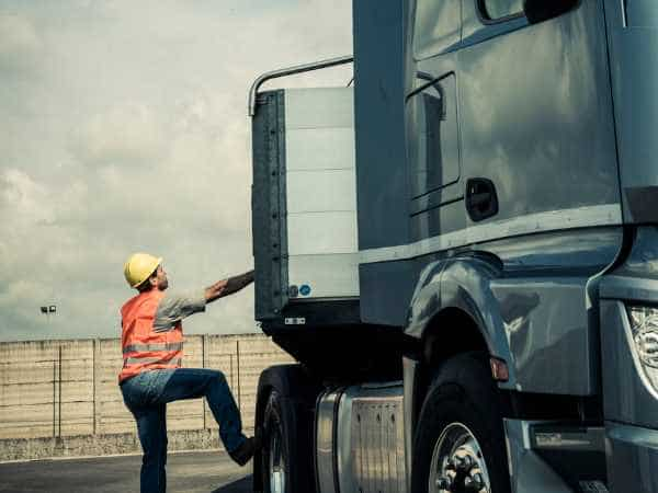 Raleigh Truck Driver Injury Lawyer